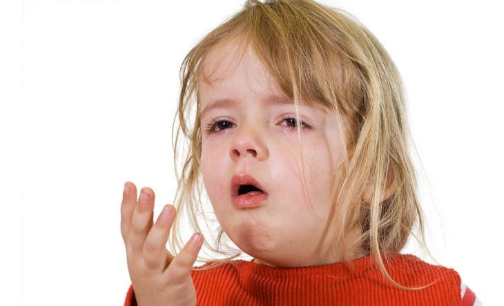 Cách chăm bé đúng khi bị ho cảm