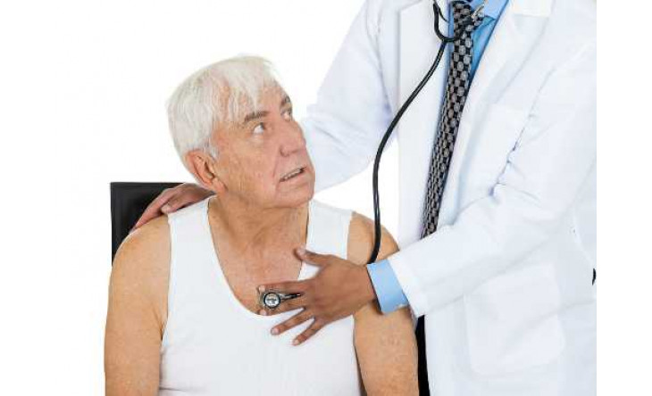 Tăng nguy cơ đột quỵ khi thay đổi thời tiết