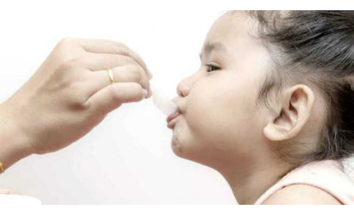 Cẩn trọng khi dùng thuốc ho thuốc cảm cho trẻ