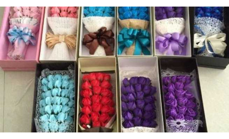 Cẩn thận với hoa hồng sáp thơm ngày 20/10