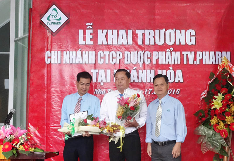 Ban lanh dao nhan hoa
