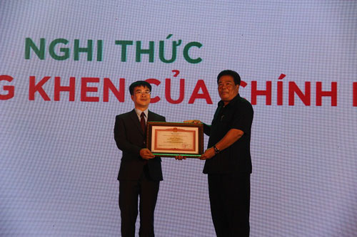 02 nhanbangkhencuatinh